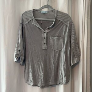 She + Sky Casual Gray Button Down Shirt